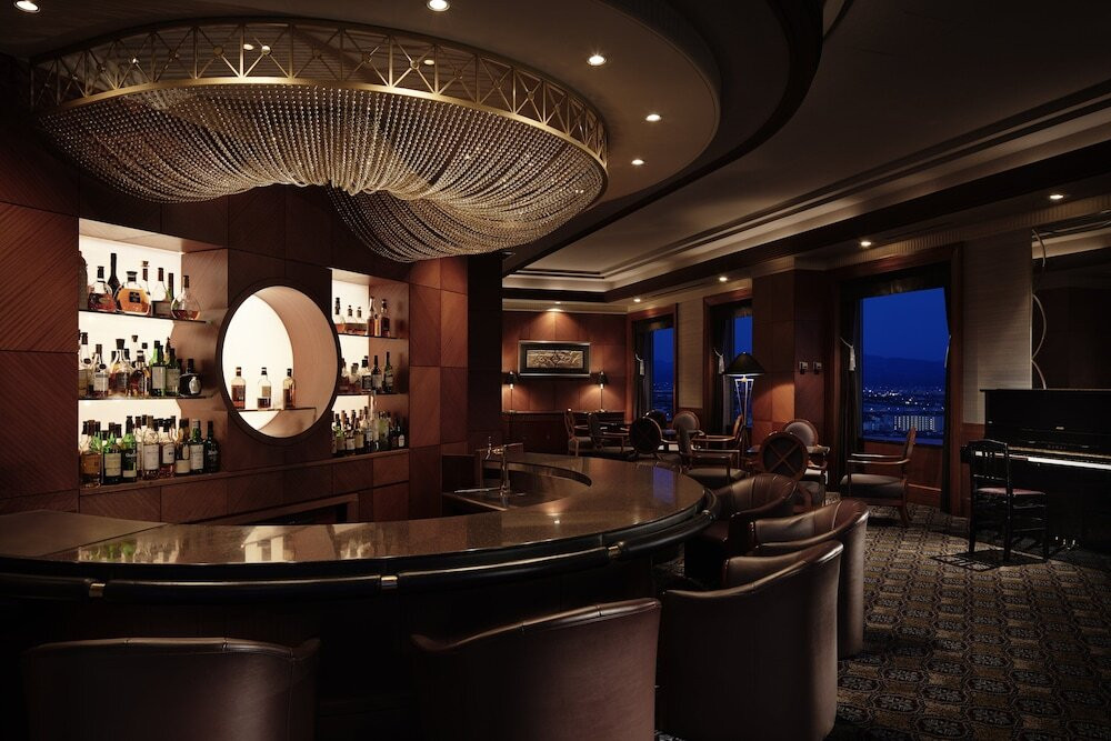 スカイバーアストラル