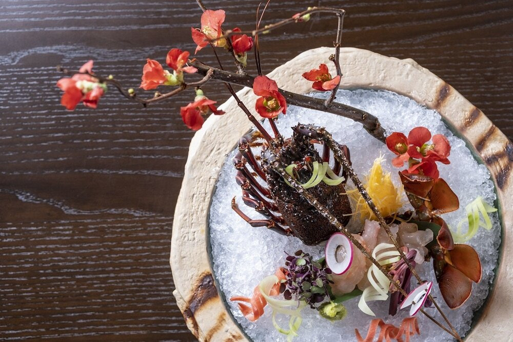 静謐な時間が流れる渓谷沿いの隠れ宿3399900