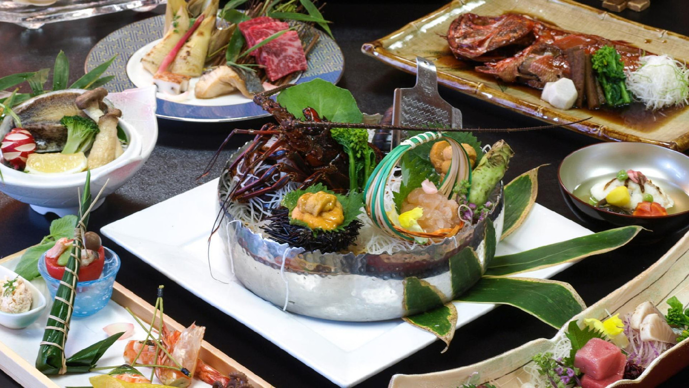 健康を気遣ったお食事で元気をチャージ！露天風呂から絶景を望む古民家宿4240845