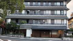 さるさわ池 よしだや