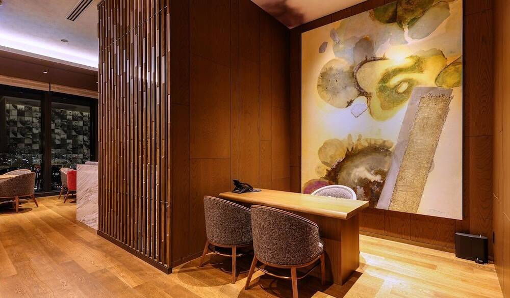 クラブラウンジ③ / 3