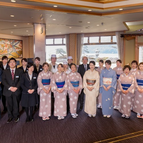 スタッフ