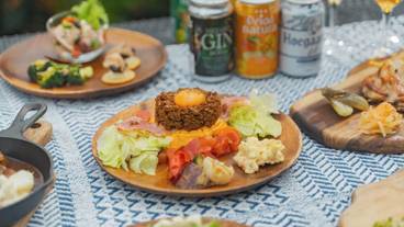 食事・飲み物 / 12