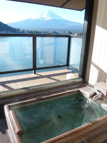 大切な記念日にぴったり、“ながら富士”に癒される温泉宿3346709