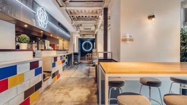 ロビーラウンジ / 6