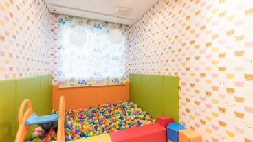 子供用の遊び場 - 屋内 / 5