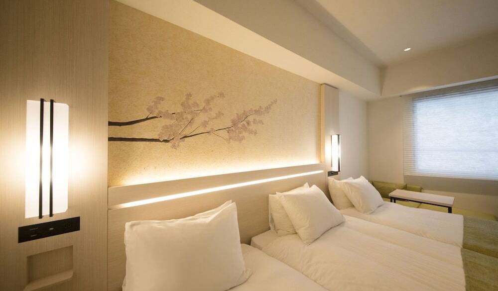 和モダンな内装に
ほっと落ち着ける / 2