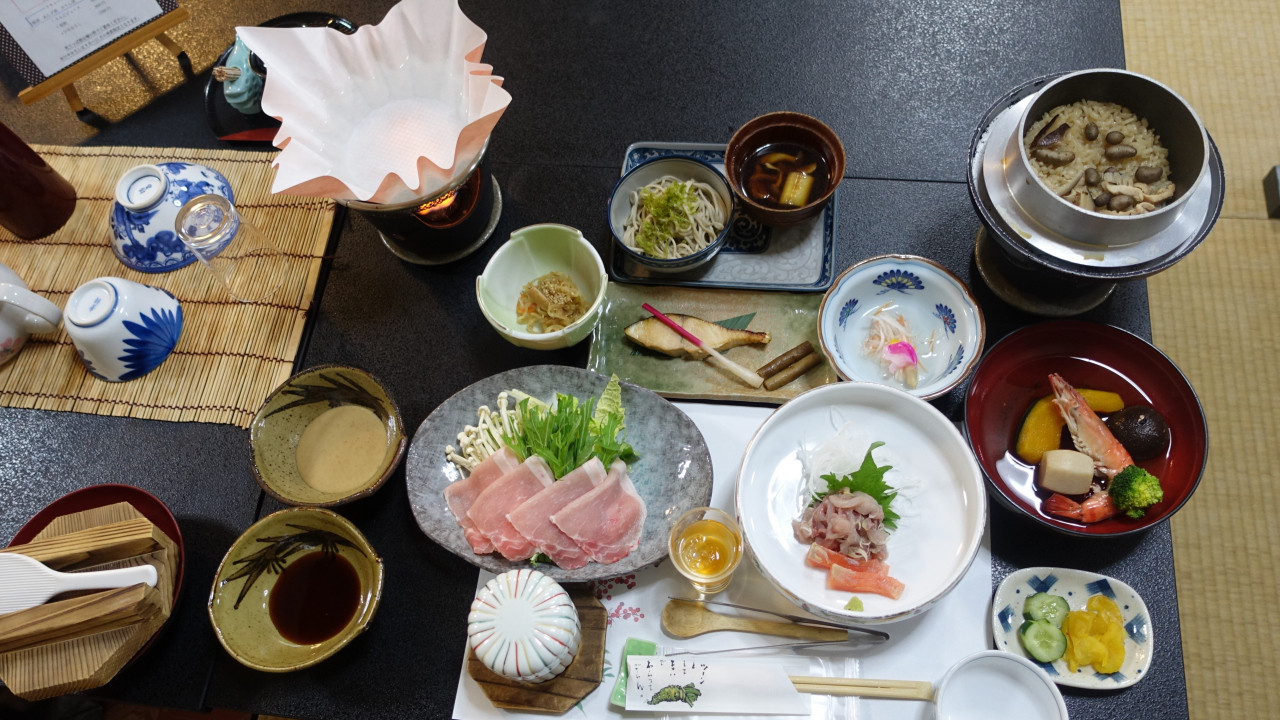 夕食