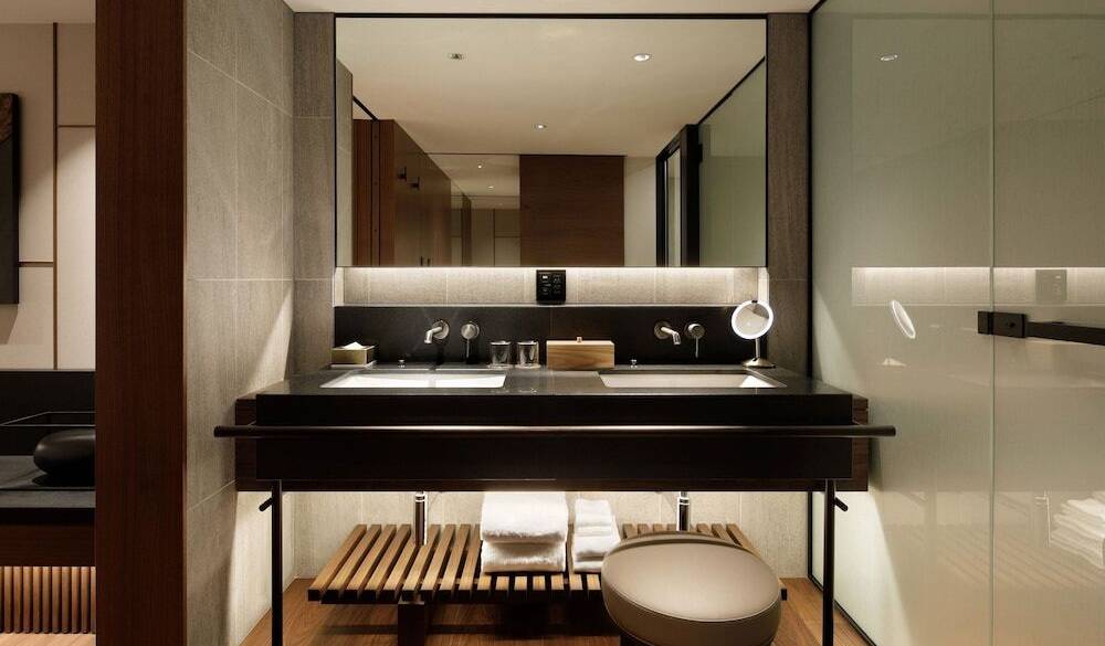 チャプタースイート洗面台 / 1