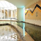 自家源泉を露天と内風呂で
爽やかなお風呂を満喫 / 2