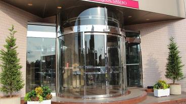 施設の入り口 / 11