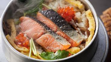 食事・飲み物 / 24