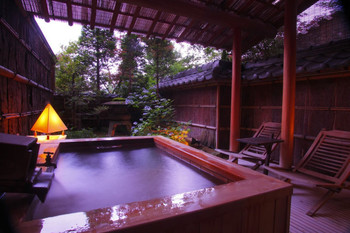 Occupy onsen in the room for two people! Introduction of inns with "rooms with open-air baths" 2443428