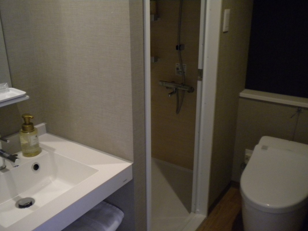 シャワー・トイレ・洗面