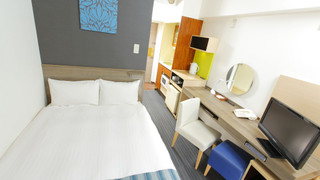 スタンダードダブルルーム スモールダブルベット利用 喫煙可 (ハウスキーピングは有料オプション)