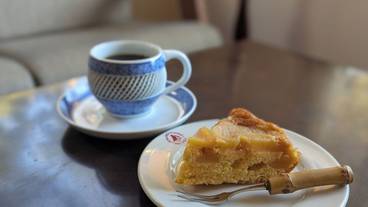 食事・飲み物 / 3