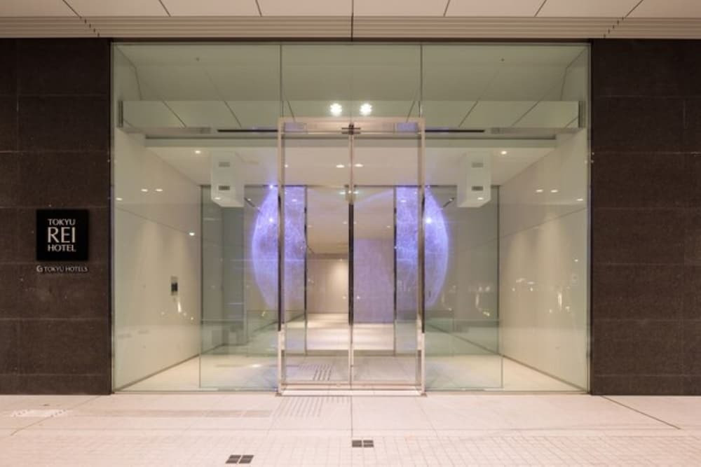 エントランス①