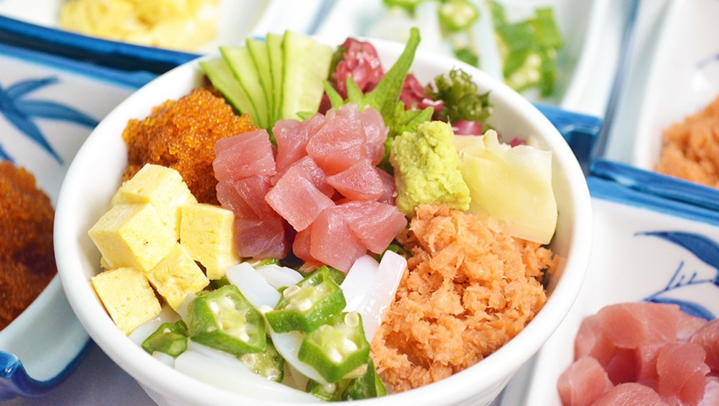 天然温泉で癒され、勝手丼で海鮮三昧を満喫4043480