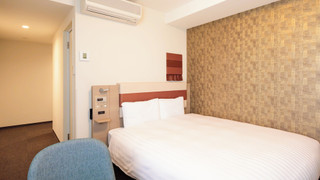 ルーム クイーンベッド 1 台 禁煙