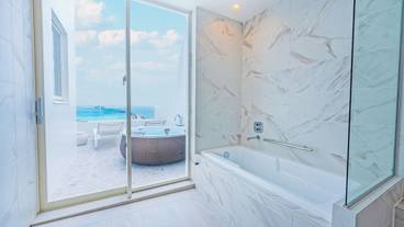 ロイヤルスイート ジャグジー付きA/バスルーム / 4