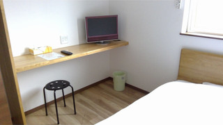 ルーム セミダブルベッド 1 台 禁煙