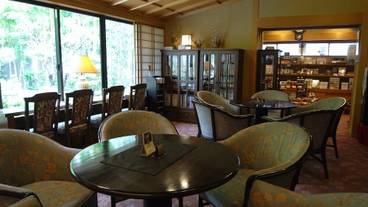 ロビーラウンジ / 5