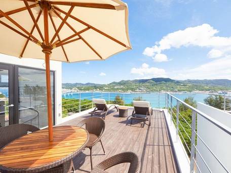 E-horizon Resort Premium 瀬底E / 5