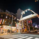 ホテル周辺は飲食店もたくさん / 5