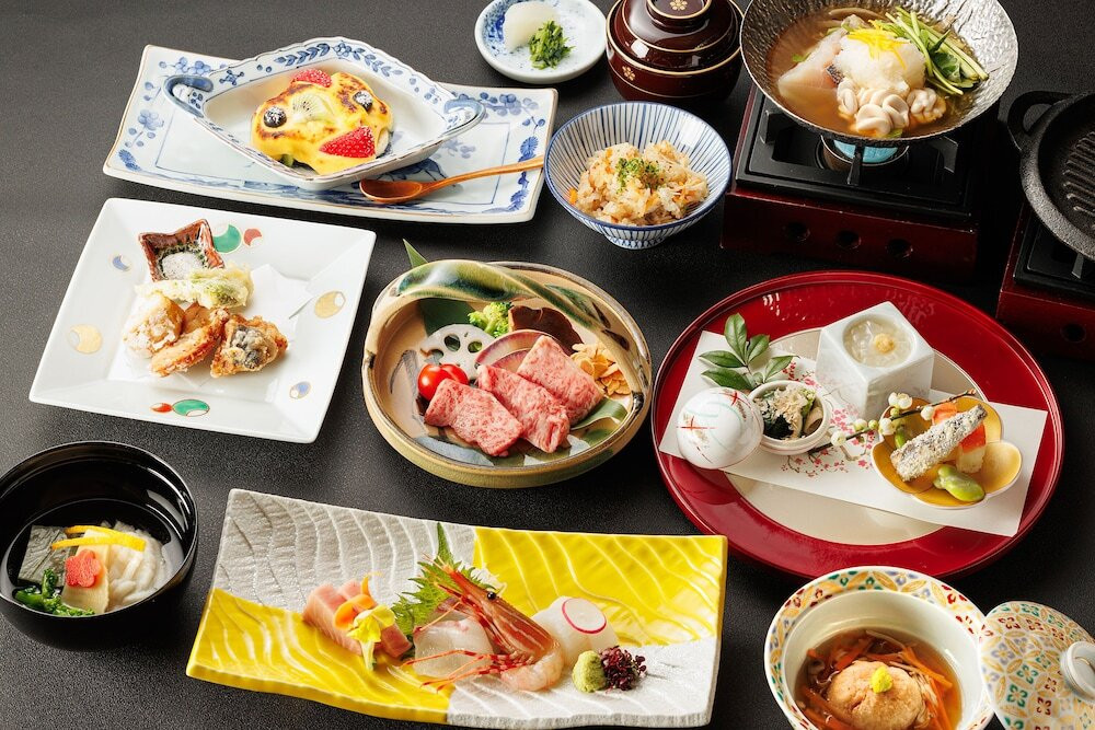 旅館のお食事処