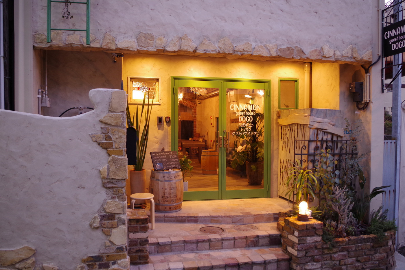 7. どこもかしこもかわいい「シナモンゲストハウス道後」4264404