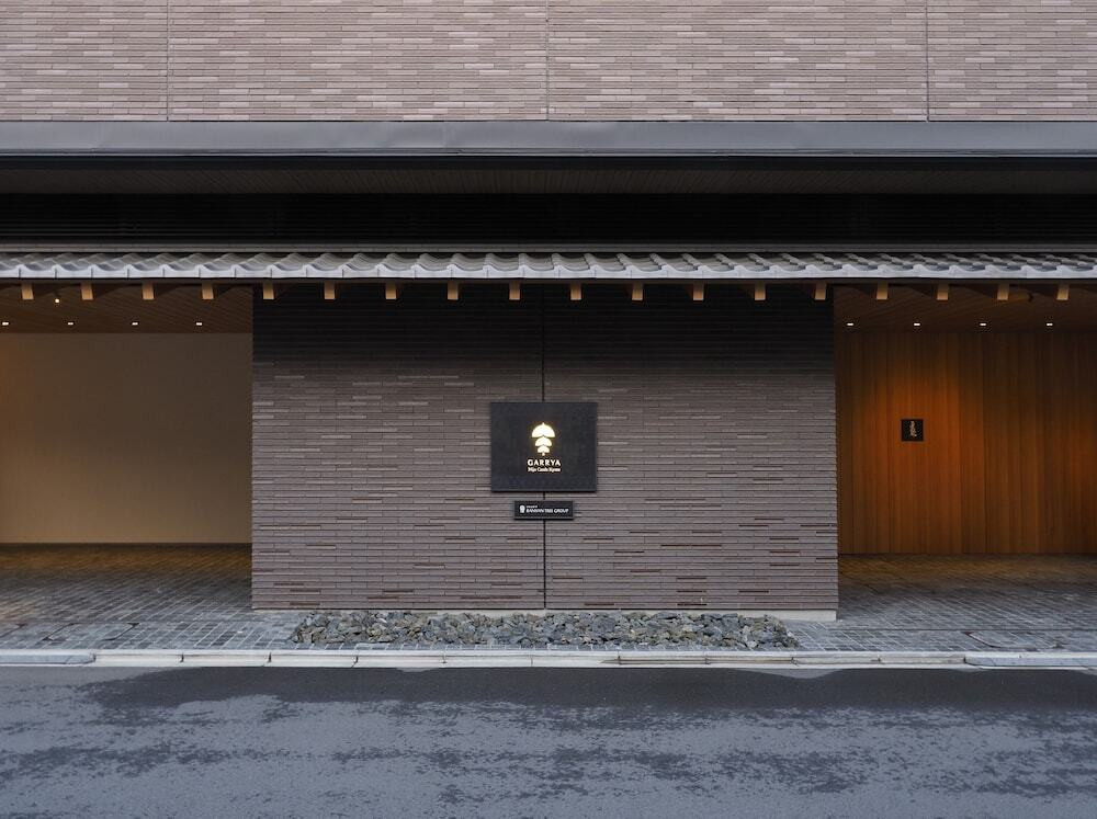施設の正面