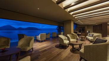 ライブラリーラウンジ① / 5