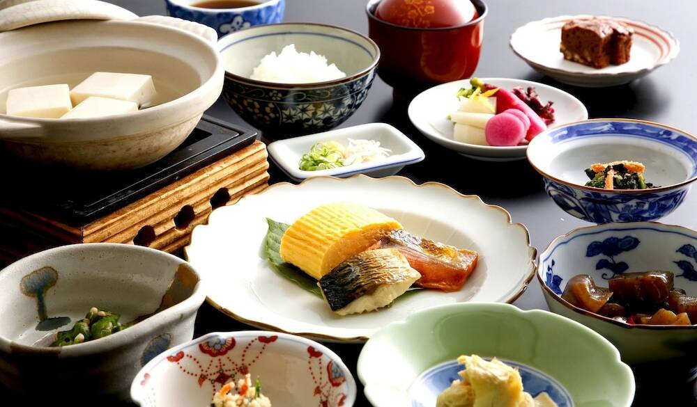 老舗店の湯豆腐も♡
できたての朝食 / 1