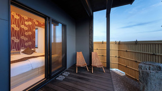 房総の花と海を感じる半露天風呂付和洋室 [汐華/102]