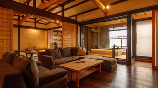 神代欅と飛騨職人が創り出す露天風呂付特別室