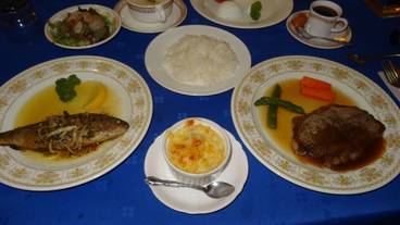 食事・飲み物 / 1