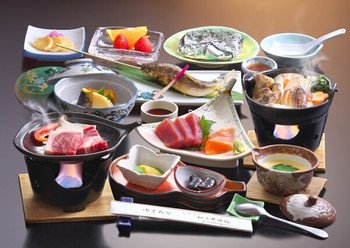 温泉街にあるのに静かに過ごせる3632059