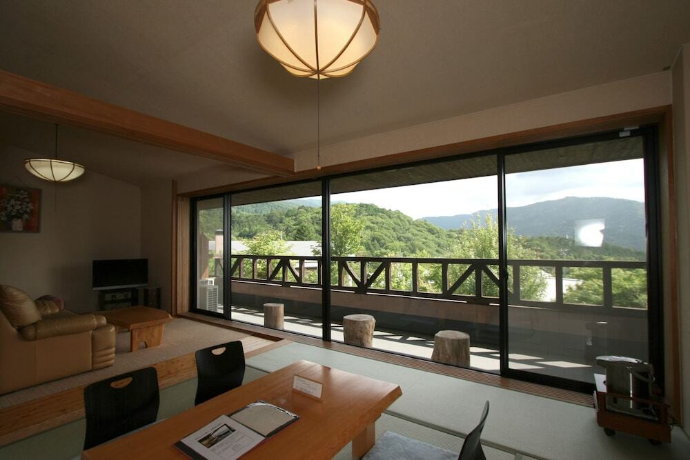 豊富な露天風呂と客室からの眺めが抜群！3438373