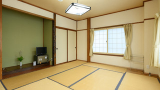 和室 ４名様用 バス・トイレ共用 禁煙