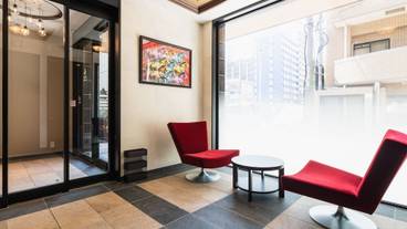 内部エントランス / 2