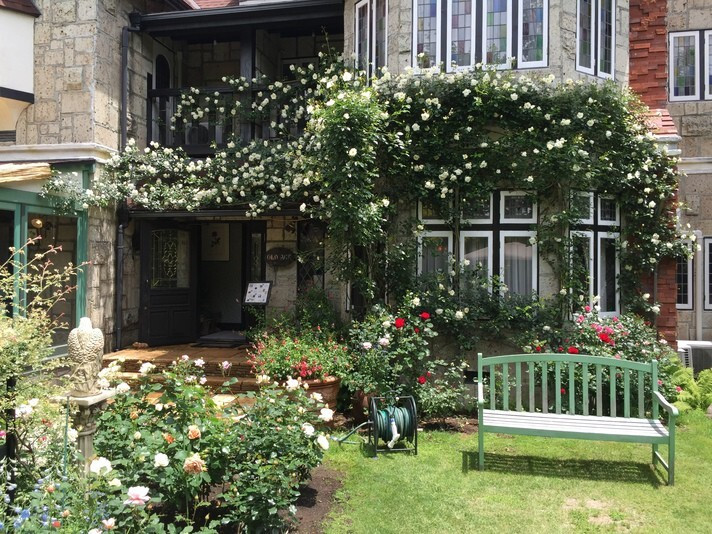 4. プチホテル＆レストラン オールドエイジ【山梨】3701140