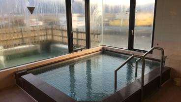 屋内スパ浴槽 / 2