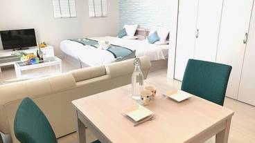 客室内のダイニングエリア / 13