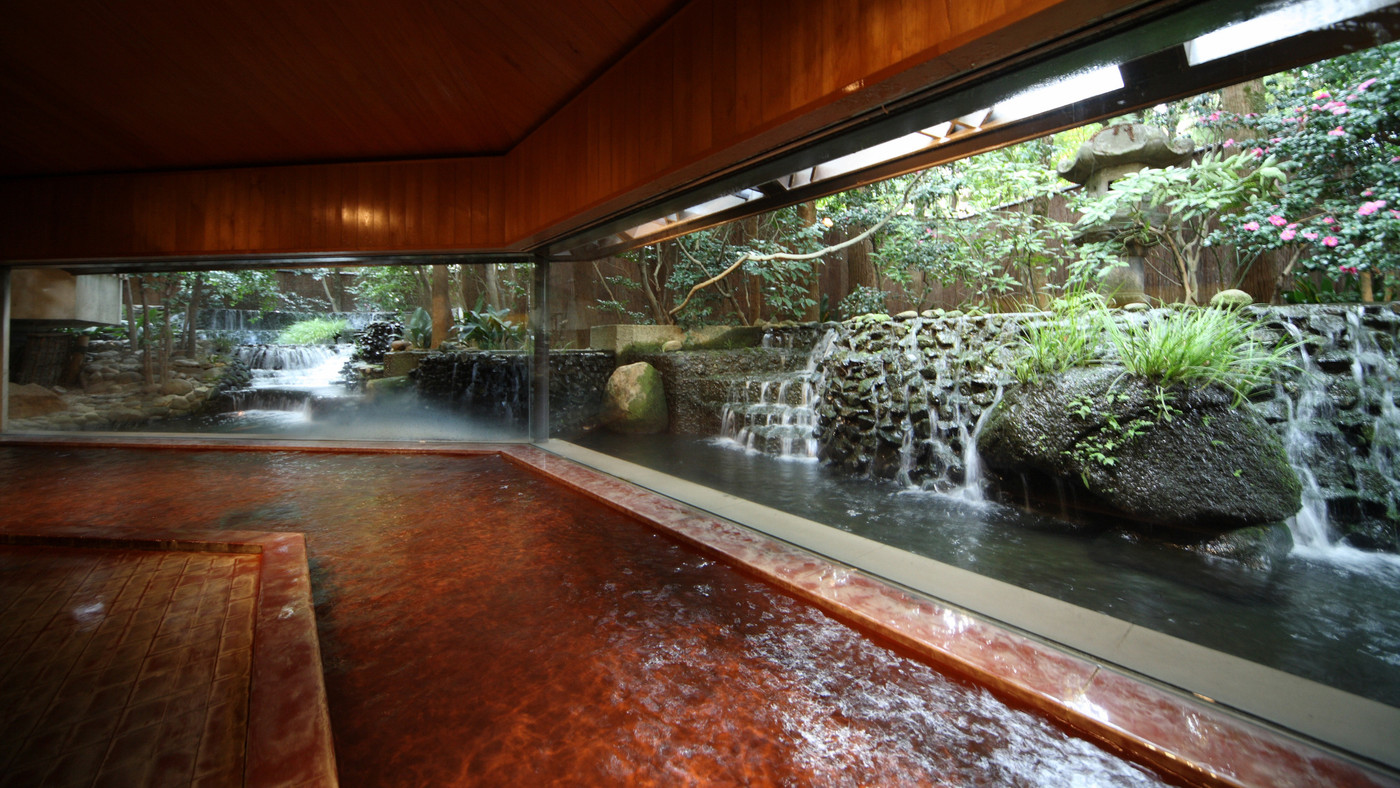 女性に嬉しい「日本三大美肌の湯」3706231