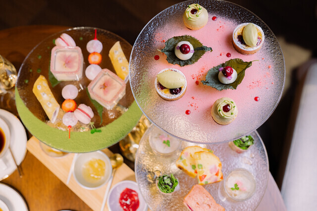 ラウンジ　アフタヌーンティー例②