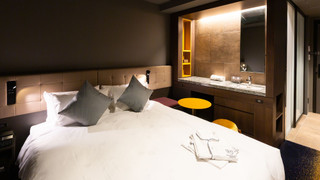 スタンダードダブル クイーンベッド1台 禁煙