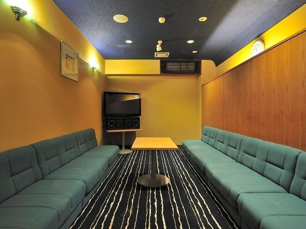 カラオケ ルーム