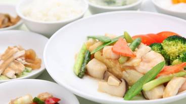 食事・飲み物 / 15