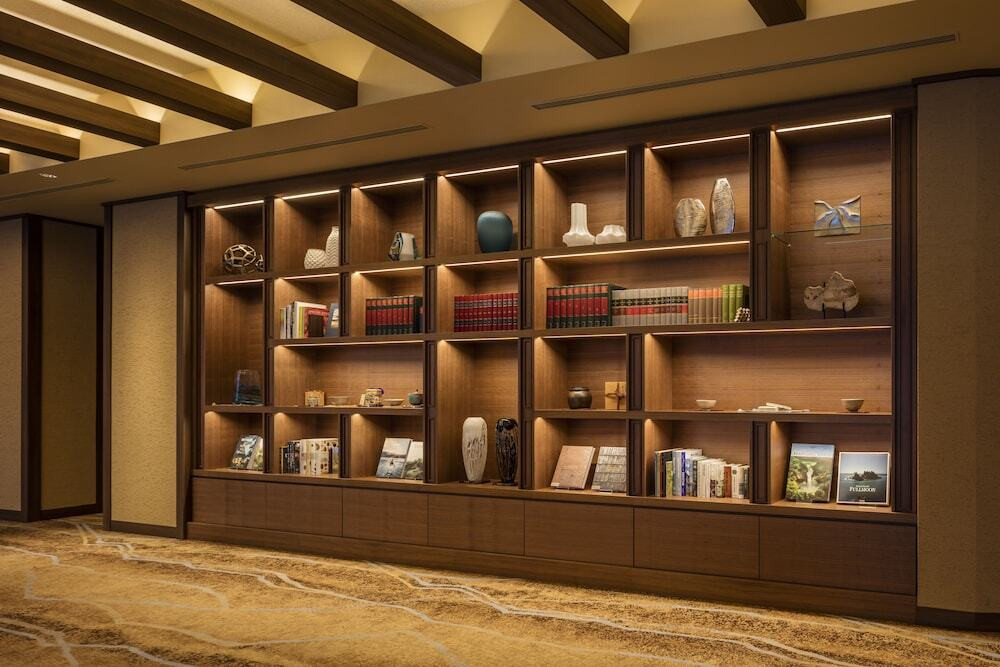 ライブラリーラウンジ②