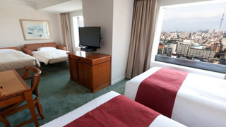 [禁煙] デラックスファミリーツインルーム (エキストラベッド1台+ソファーベッド1台)